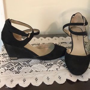 Beautiful Bandolino dress shoes